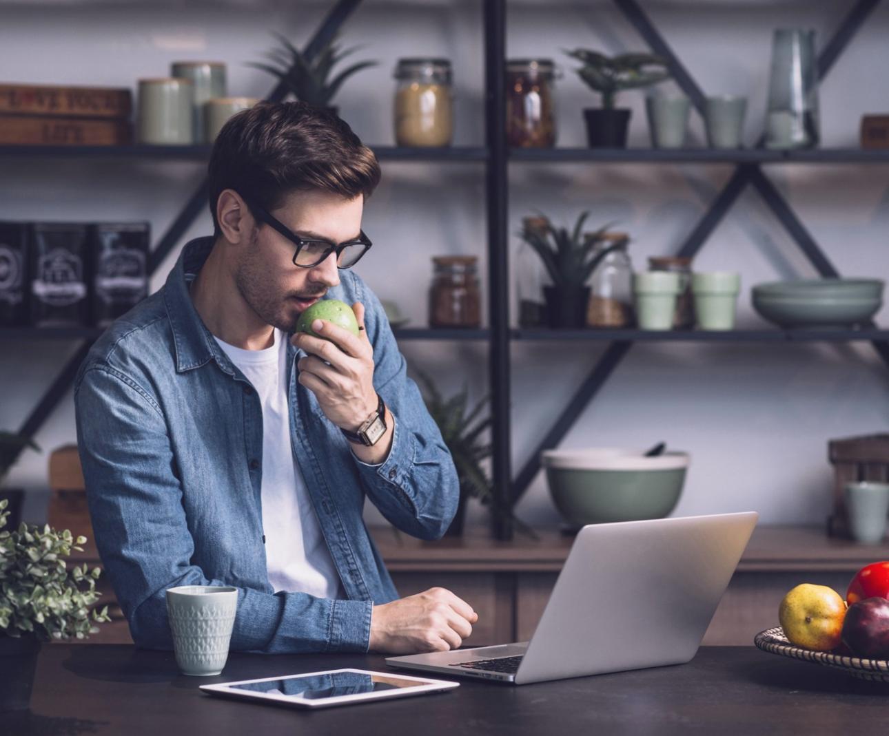 Interaktives Webinar zur Selbstentwicklung mit engagierten Teilnehmern